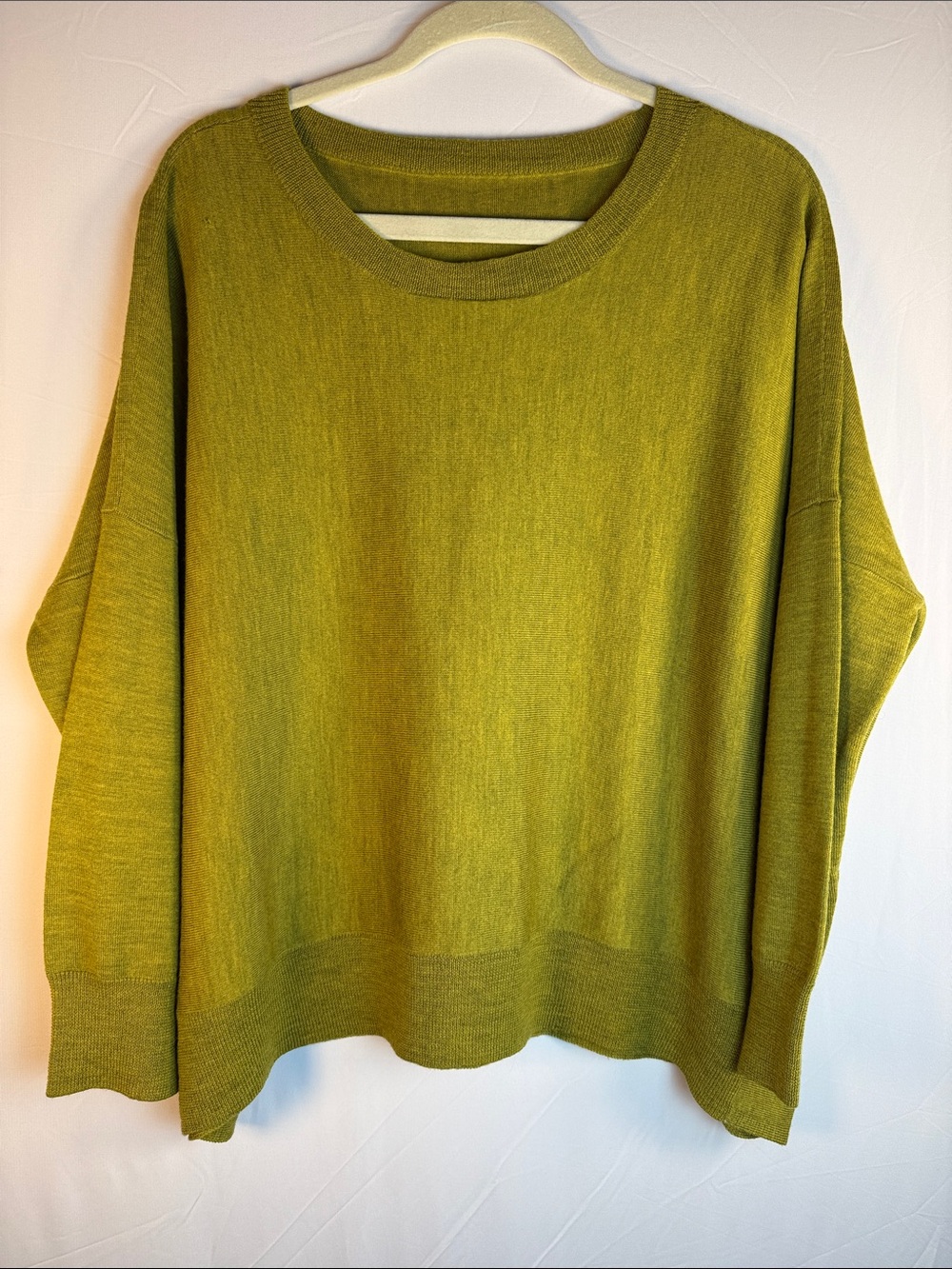 Eileen Fisher Olive Crewneck Relaxed Sweater Drape Drop Shoulder Classic Style